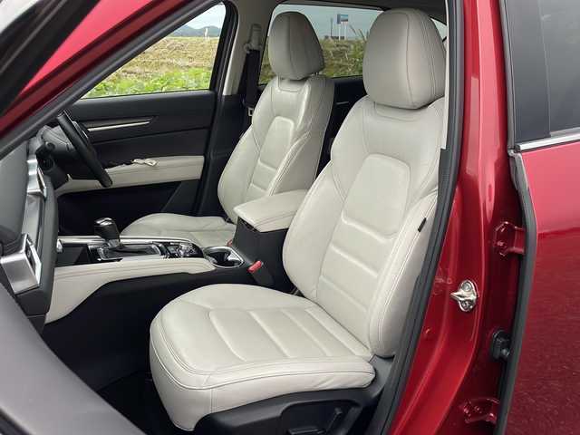 マツダ ＣＸ－５ XD Lパッケージ 新潟県 2017(平29)年 7.6万km ソウルレッドクリスタルM 4WD/純正SDナビ/CD/DVD/BT/フルセグテレビ/バックカメラ/ETC/ドライブレコーダー/サンルーフ/衝突被害軽減ブレーキ/レーンキープアシスト/レーダークルーズコントロール/革シート/パワーシート/シートヒーター /ステアリングヒーター/ステアリングスイッチ/コーナーセンサー/パワーバックドア/スマートキー/プッシュスタート/LEDヘッドライト/オートライト/オートハイビーム/フォグランプ/純正19インチアルミホイール