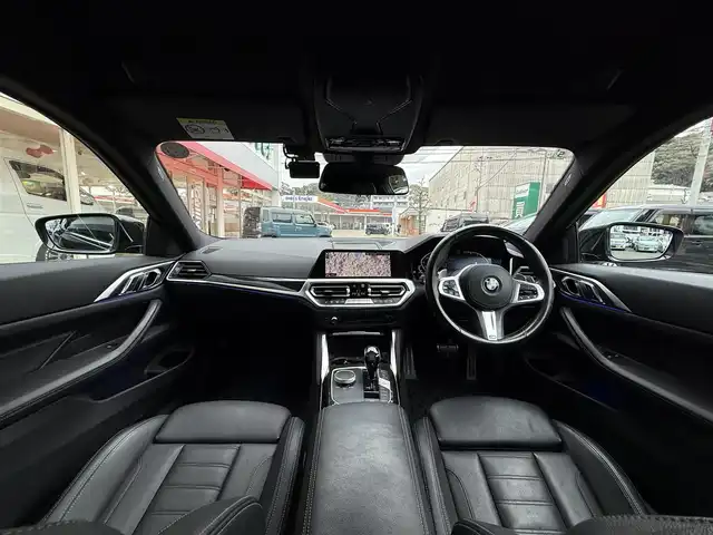 ＢＭＷ ＢＭＷ ４２０ｉ クーペ Mスポーツ 長崎県 2021(令3)年 6.9万km サファイアブラックP メーカーOP/ナビ/・Bluetooth接続/・AM/FM/・Apple Car play/衝突被害軽減ブレーキ/レーダークルーズコントロール/レーンキープアシスト/オートマチックハイビーム/全方位カメラ/バックカメラ/ETC/黒革シート/・シートヒーター/・パワーシート/パワーバックドア/ドライブレコーダー/MTモード付AT/パドルシフト/置くだけ充電