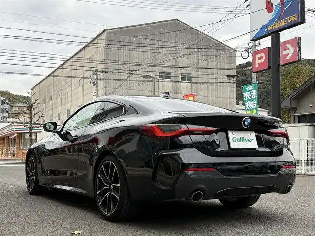ＢＭＷ ＢＭＷ ４２０ｉ クーペ Mスポーツ 長崎県 2021(令3)年 6.9万km サファイアブラックP メーカーOP/ナビ/・Bluetooth接続/・AM/FM/・Apple Car play/衝突被害軽減ブレーキ/レーダークルーズコントロール/レーンキープアシスト/オートマチックハイビーム/全方位カメラ/バックカメラ/ETC/黒革シート/・シートヒーター/・パワーシート/パワーバックドア/ドライブレコーダー/MTモード付AT/パドルシフト/置くだけ充電