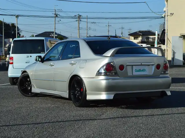 トヨタ アルテッツァ RS200 Zエディション 栃木県 2001(平13)年 16万km シルバーM STEALTH　BLACK　TWIN　車高調/トラクションコントロールシステム/社外SDナビゲーションシステム/[フルセグ/AM/FM/CD/DVD/BT]/LEDヘッドライト/フォグランプ/SNOWモード/ミラーヒーター/電動格納ミラー/純正マット/ETC/ドライブレコーダー[フロント/リア]/取扱説明書/保証書/記録簿