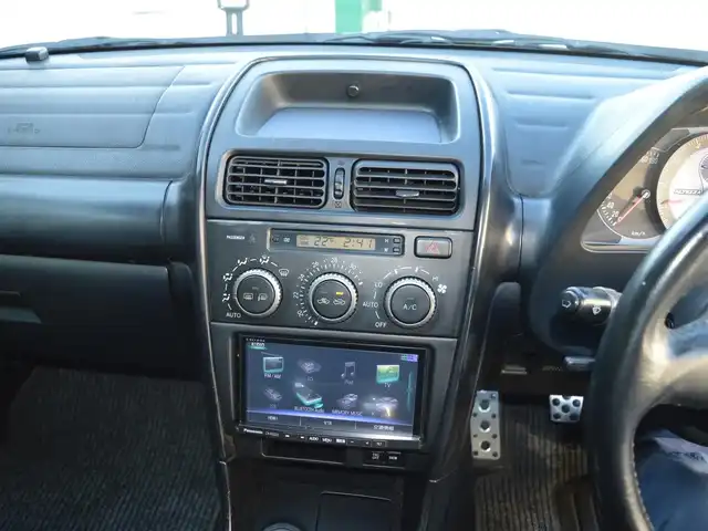 トヨタ アルテッツァ RS200 Zエディション 栃木県 2001(平13)年 16万km シルバーM STEALTH　BLACK　TWIN　車高調/トラクションコントロールシステム/社外SDナビゲーションシステム/[フルセグ/AM/FM/CD/DVD/BT]/LEDヘッドライト/フォグランプ/SNOWモード/ミラーヒーター/電動格納ミラー/純正マット/ETC/ドライブレコーダー[フロント/リア]/取扱説明書/保証書/記録簿