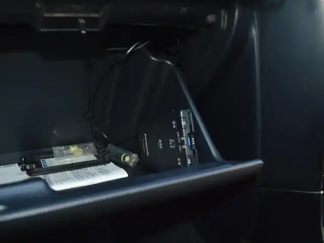 トヨタ アルテッツァ RS200 Zエディション 栃木県 2001(平13)年 16万km シルバーM STEALTH　BLACK　TWIN　車高調/トラクションコントロールシステム/社外SDナビゲーションシステム/[フルセグ/AM/FM/CD/DVD/BT]/LEDヘッドライト/フォグランプ/SNOWモード/ミラーヒーター/電動格納ミラー/純正マット/ETC/ドライブレコーダー[フロント/リア]/取扱説明書/保証書/記録簿