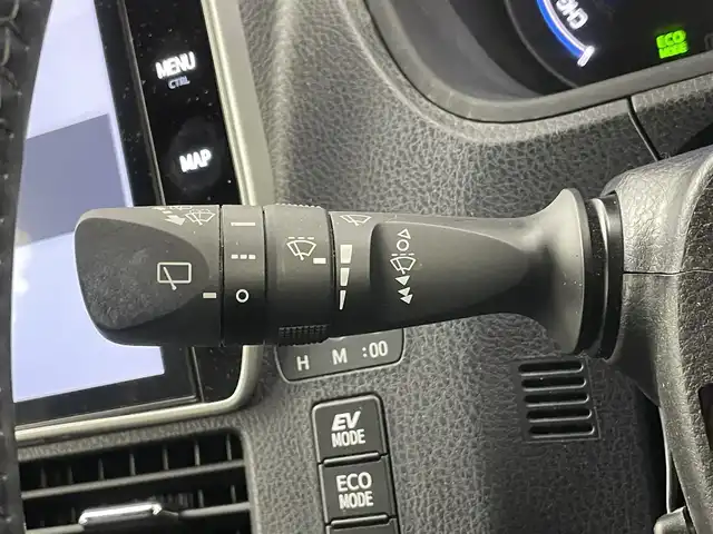 トヨタ ヴォクシー ハイブリッド ZS 煌Ⅲ 埼玉県 2020(令2)年 7万km ブラック 純正１０インチナビ　フリップダウンモニター　バックカメラ　ビルトインＥＴＣ　セーフティセンス　クルーズコントロール　シートヒーター　純正アルミホイール　スマートキー　オートハイビーム　ＬＥＤライト