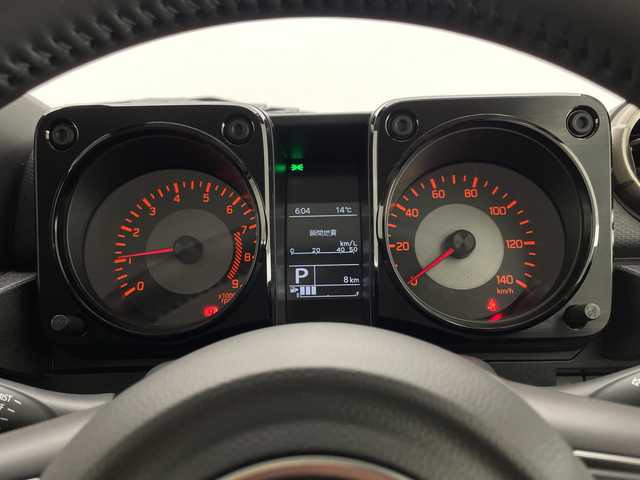 スズキ ジムニー XC 宮崎県 2025(令7)年 0.1千km シフォンアイボリーM 純正フロアマット/シートヒーター/デュアルセンサーブレーキサポート/車線逸脱警報/ハイビームアシスト/パーキングソナー/誤発進抑制機能/クルーズコントロール/ダウンヒルアシストコントロール/トランスファーレバー/LEDヘッドランプ/純正15インチAW