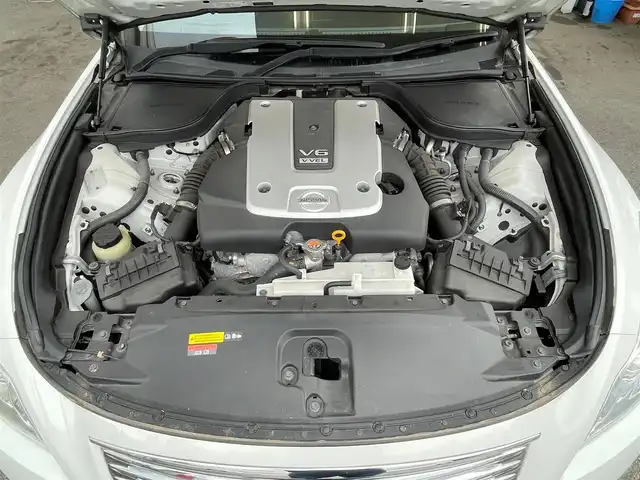 日産 スカイライン ３７０ｇｔ タイプｓ 12年式 平成24年式 クリスタルホワイトパール Id 中古車検索のガリバー