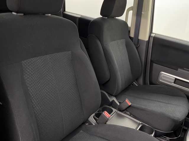 三菱 デリカＤ：５ D－Power package 新潟県 2014(平26)年 2.4万km ダイヤモンドブラックマイカ 4WD/社外SDナビ/　　フルセグ/CD/DVD/SD/BT/バックカメラ/両側パワースライドドア/クルーズコントロール/LEDオートライト/Fフォグ/シートヒーター/純正18インチアルミホイール/パドルシフト/ステアリングスイッチ/アルパインフリップダウンモニター/スマートキー/ETC