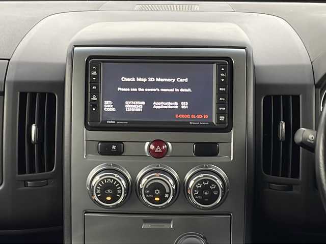 三菱 デリカＤ：５ D－Power package 新潟県 2014(平26)年 2.4万km ダイヤモンドブラックマイカ 4WD/社外SDナビ/　　フルセグ/CD/DVD/SD/BT/バックカメラ/両側パワースライドドア/クルーズコントロール/LEDオートライト/Fフォグ/シートヒーター/純正18インチアルミホイール/パドルシフト/ステアリングスイッチ/アルパインフリップダウンモニター/スマートキー/ETC