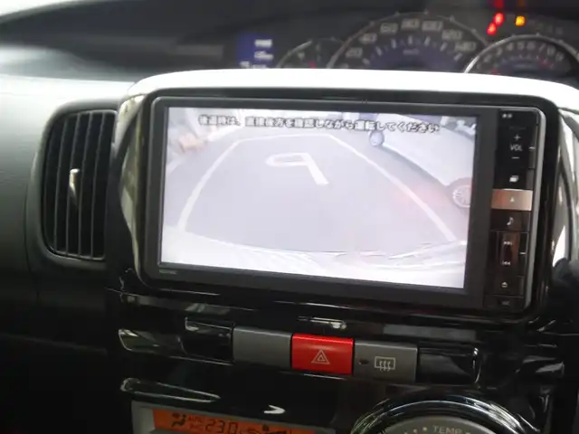ダイハツ タント カスタム RS 東京都 2012(平24)年 7.2万km ブロンズオリーブパールメタリック 保証書・取説あり/純正ナビ・TV・DVD・ETC/　バックカメラ/4WDターボ/エコアイドル/左パワースライドドア/キセノンライト/オーバーヘッドコンソール/純正15インチAW/スマートキー×2個