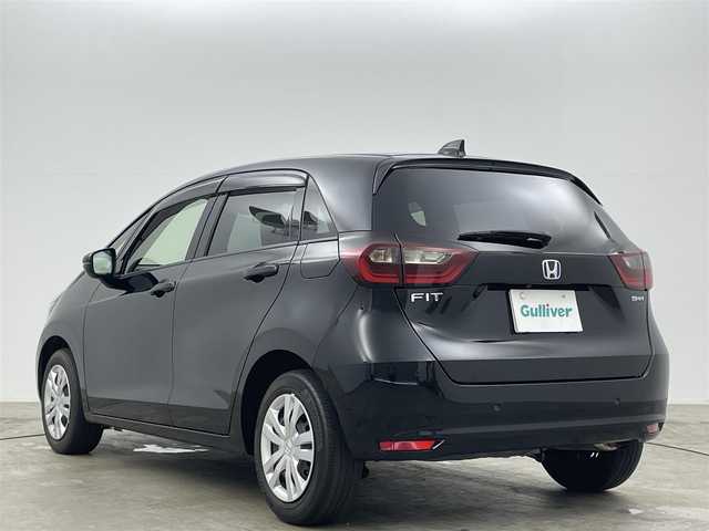 ホンダ フィット e:HEVホーム 岡山県 2021(令3)年 3.2万km クリスタルブラックパール 純正８インチSDナビ/【Bluetooth/フルセグTV/USB接続】/衝突軽減ブレーキ/追従型クルーズコントロール/ビルトインＥＴＣ/ＬＥＤヘッドライト/オートハイビーム/バックカメラ/純正ドライブレコーダー（前後）/踏み間違い防止/オートブレーキホールド/ISOFIX/ステアリングスイッチ/チルトステアリング/シートリフター/ウインカーミラー/ドアバイザー/スマートキー×2