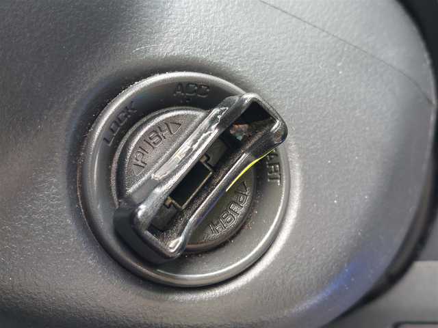 スズキ ワゴンＲ FT－S LTD 東京都 2007(平19)年 10.5万km シルキーシルバーメタリック 社外Gorillaナビ CN-GP715VD/ルームミラー型ドライブレコーダー/HIDヘッドライト/ドアバイザー/14インチ純正アルミホイール