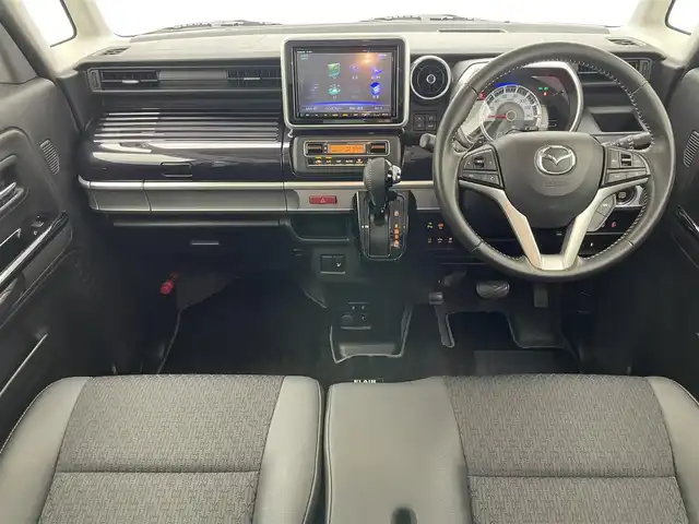 マツダ フレアワゴン カスタムスタイル ハイブリッド XT 愛知県 2023(令5)年 5万km パールⅡ 社外８型ナビ　ＨＵＤ　全方位カメラ　禁煙車　両側パワスラ　Ｂｌｕｅｔｏｏｔｈ　フルセグＴＶ　ＤＶＤ再生　前後ドラレコ　ＥＴＣ　衝突軽減　レーンキープ　ＬＥＤオートライト　黒ハーフレザー　ターボ搭載車　プッシュスタート　スマートキー　パドルシフト　リアシーリングファン　フォグランプ