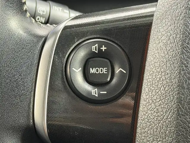 トヨタ シエンタ ハイブリッド ファンベースG 大阪府 2018(平30)年 5.9万km ブラックマイカ/ベージュ 2トーン 純正9型ナビ　全周囲カメラ Bluetooth　フルセグTV DVD再生　トヨタセーフティーセンス　クルーズコントロール　両側パワースライドドア　ビルトインETC オートライト　LEDヘッドライト　スマートキー