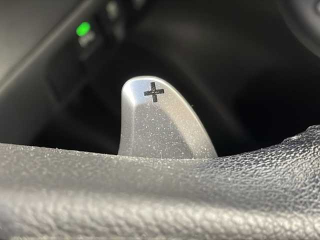 ホンダ シャトル ハイブリッド X 宮城県 2016(平28)年 7.5万km ホワイトオーキッドパール 禁煙車/あんしんパッケージ/・シティブレーキアクティブシステム/・サイドカーテンエアバッグシステム/クルーズコントロール/純正7型ナビ/・BT.CD.DVD.SD/・ワンセグTV/バックカメラ/ハーフレザシート/ビルトインETC/ドライブレコーダー（FR）/LEDヘッドライト/フォグライト/プッシュスタート/スマートキー×2/横滑り防止/パドルシフト/純正フロアマット/ドアバイザー