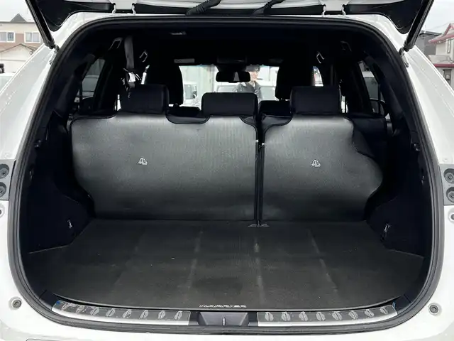 トヨタ ハリアー プレミアム 道央・札幌 2014(平26)年 5.8万km ホワイトパールクリスタルシャイン ４WD/寒冷地仕様/純正SDナビ/AM/FM/BT/SD/CD/ワンセグ/衝突被害軽減ブレーキ/横滑り防止装置/クルーズコントロール/レーンキープアシスト/バックカメラ/ビルトインETC/アイドリングストップ/ワイパーデアイサー/ECOMODE/PWRMODE/パワーバックドア/D席パワーシート/革巻きウッドコンビステアリング/自動防眩ミラー/MTモード付AT/レーダー探知機/プッシュスタート/スマートキー/LEDヘッドライト/オートライト/オートマチックハイビーム/フォグランプ/電動格納ミラー/ウィンカーミラー/純正フロアマット/ドアバイザー/スペアキー/純正エンジンスターター/純正AW付夏タイヤ積込/235/55/R18/2014年/山4mm