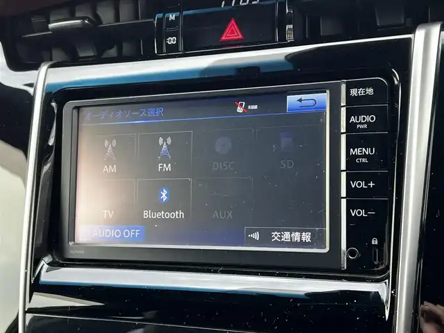 トヨタ ハリアー プレミアム 道央・札幌 2014(平26)年 5.8万km ホワイトパールクリスタルシャイン ４WD/寒冷地仕様/純正SDナビ/AM/FM/BT/SD/CD/ワンセグ/衝突被害軽減ブレーキ/横滑り防止装置/クルーズコントロール/レーンキープアシスト/バックカメラ/ビルトインETC/アイドリングストップ/ワイパーデアイサー/ECOMODE/PWRMODE/パワーバックドア/D席パワーシート/革巻きウッドコンビステアリング/自動防眩ミラー/MTモード付AT/レーダー探知機/プッシュスタート/スマートキー/LEDヘッドライト/オートライト/オートマチックハイビーム/フォグランプ/電動格納ミラー/ウィンカーミラー/純正フロアマット/ドアバイザー/スペアキー/純正エンジンスターター/純正AW付夏タイヤ積込/235/55/R18/2014年/山4mm