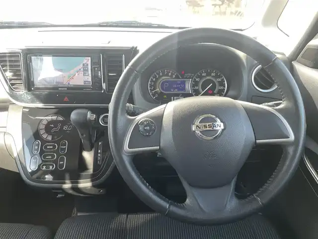 日産 デイズ ルークス ハイウェイスター Xターボ 宮崎県 2019(平31)年 6.4万km 黒 社外ナビゲーション（MDV-D505BTW）/全方位カメラ/衝突軽減ブレーキ/ETC車載器/片側パワースライドドア/オートエアコン/LEDヘッドライト/フォグランプ/アイドリングストップ/プッシュスタート/スマートキー