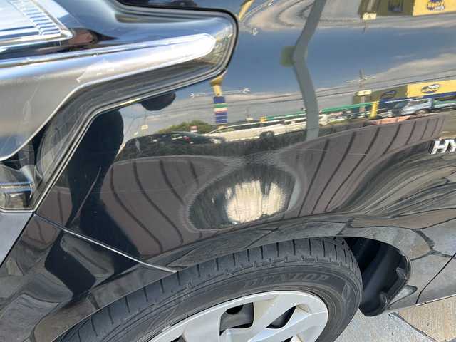 トヨタ シエンタ ハイブリッド G 静岡県 2016(平28)年 8.9万km ブラックマイカ 純正ナビ/・FM/AM/・CD/DVD/・TV/・SD録音/・Bluetooth/主要装備/・バックカメラ/・両側パワースライドドア/・ＥＴＣ/・ステアリングリモコン/・プッシュスタート/・オートエアコン/・横滑り防止装置/・純正ホイールキャップ/・ハロゲンヘッドライト/・純正フロアマット/・マニュアルレベリング