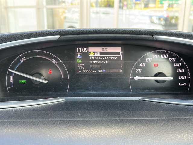 トヨタ シエンタ ハイブリッド G 静岡県 2016(平28)年 8.9万km ブラックマイカ 純正ナビ/・FM/AM/・CD/DVD/・TV/・SD録音/・Bluetooth/主要装備/・バックカメラ/・両側パワースライドドア/・ＥＴＣ/・ステアリングリモコン/・プッシュスタート/・オートエアコン/・横滑り防止装置/・純正ホイールキャップ/・ハロゲンヘッドライト/・純正フロアマット/・マニュアルレベリング