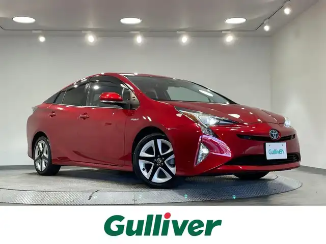 トヨタ プリウス A ツーリングセレクション 愛知県 2016(平28)年 7.8万km エモーショナルレッド 純正ナビ/（フルセグTV/Bluetooth/AM/FM）/衝突軽減ブレーキ/レーダークルーズコントロール/ビルトインETC/バックカメラ/ドライブレコーダー/コーナーセンサー/レーンキープアシスト/パーキングアシスト/プッシュスタート/スマートキー/純正フロアマット/純正17インチアルミホイール/オートライト