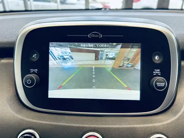 フィアット フィアット ５００Ｘ クラブ 大阪府 2023(令5)年 1.7万km 白 純正ディスプレイオーディオ/applecarplay/バックカメラ/ACC/純正17インチAW/LEDヘッドライト/ブラインドスポット/クリアランスソナー/スマートキー/ETC/ドラレコ