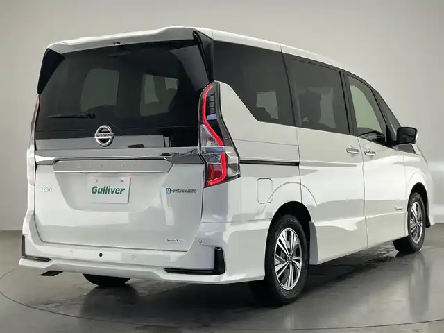 日産 セレナ e－パワー ハイウェイスター V 愛知県 2022(令4)年 2.2万km ブリリアントホワイトパール 純正１０型ナビ　フルセグＴＶ　Ｂｌｕｅｔｏｏｔｈ　全方位カメラ　プロパイロット　デジタルインナーミラー　セーフパックＡ　純正ドラレコ　ＥＴＣ　ハンズフリ両側パワスラ　衝突軽減装置　ハンドル支援　禁煙車