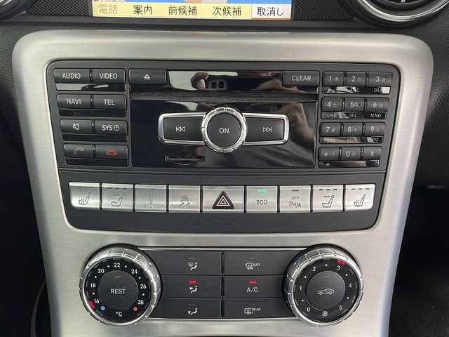 メルセデス・ベンツ ＳＬＫ３５０ ブルーエフィシェンシー 鹿児島県 2012(平24)年 4万km 白 純正ナビ/harman/kardonプレミアムサウンド/クルーズコントロール/パワーシート/レザーシート/シートヒーター/エアスカーフ/純正ドライブレコーダー/オープンカー/取説、保証書