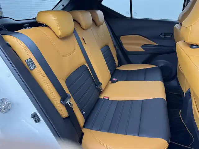 日産 キックス X ツートーンインテリアED 福岡県 2021(令3)年 2万km ブリリアントホワイトパール 純正９型ナビ／フルセグＴＶ　/全方位カメラ　/デジタルインナーミラー　/ドラレコ　/ＥＴＣ　/プロパイロット　/コーナーセンサー　/エマージェンシーブレーキ　/レーンキープ　/シートヒーター　/ステアリングヒーター　/純正１７インチＡＷ