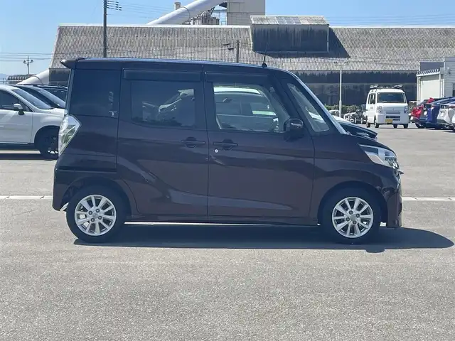 日産 デイズ ルークス HWS X Vセレ +SeftyⅡ 山形県 2015(平27)年 8.3万km モカブラウンP 純正SDナビ/　　【CD DVD BT フルセグ USB AUX】/アラウンドビューモニター/パワースライドドア/HIDヘッドライト/純正14インチアルミホイール/ドライブレコーダー/アイドリングストップ/電動格納ウィンカーミラー/フォグランプ/スマートキー