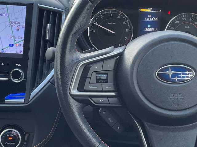スバル インプレッサ ＸＶ 2．0i－S アイサイト 滋賀県 2017(平29)年 4.9万km クールグレーカーキ ワンオーナー/Panasonic8インチナビ(CN-LR820D)/(AM/FM/CD/BT/USB/SD/フルセグTV)/コーナーセンサー/黒革シート/パワーシート/シートヒーター/シートベンチレーション/バックカメラ/ETC/ドライブレコーダー/アイサイト/衝突軽減ブレーキ/レーントレーシングアシスト/レーダークルーズコントロール/オートライト/アイドリングストップ/横滑り防止装置/革巻きステアリング/ステアリングスイッチ/パドルシフト/X-MODE/純正フロアマット/電格ウインカーミラー/ISOFIX/スマートキー/スペアキー