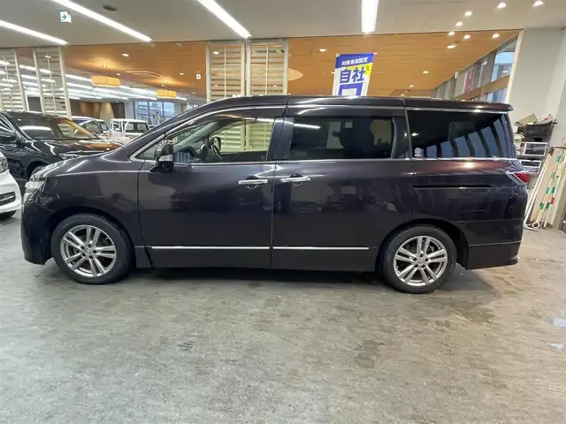 日産 エルグランド 250ハイウェイスター 宮崎県 2012(平24)年 9.3万km オーロラモーヴ /DVDナビ//ワンセグテレビ//バックカメラ/全周囲カメラ//フリップダウンモニター//ウィンカーミラー//オットマン//プッシュスタート//片側パワースライドドア//ETC//取扱説明書//スペアキー×１