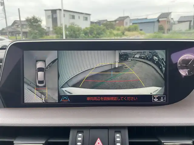 レクサス ＥＳ 300h バージョンL 富山県 2019(平31)年 6.2万km ソニッククォーツ サンルーフ/白革/パノラミックビューモニター/メーカーナビ/フルセグＴＶ/Bluetooth/ＤＶＤ再生/ビルトインＥＴＣ2.0/パワーバックドア/全席パワーシート/全席シートヒーター/前席エアシート/ステアリングヒーター/スマートキー/プッシュスタートエンジン/セーフティセンス/レーダークルーズコントロール/レーンキープアシスト/オートマチックハイビーム/ＡＣ１００Ｖ電源/ＭＴモード付ＡＴ/パドルシフト