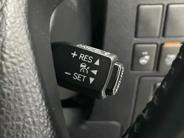 トヨタ ヴェルファイア Z Gエディション 埼玉県 2016(平28)年 6.3万km ホワイトパールクリスタルシャイン 禁煙車　サンルーフ　純正１０型ナビ　１２．１型後席モニター　両側電動スライドドア　ＥＴＣ　ＬＥＤヘッドライト　追従走行　ＭＴモード付ＡＴ　フルセグＴＶ　パワーシート　衝突被害軽減