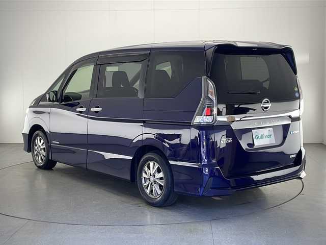 日産 セレナ e－パワー ハイウェイスター V 宮崎県 2018(平30)年 5.6万km アズライトブルー プロパイロット/エマ―ジェンシーブレーキ/LDW(車線逸脱警報）/LDP（車線逸脱防止支援）/速度標識表示/道路標識表示/インテリジェントパーキングアシスト/オートマチックハイビーム/コーナーセンサー/純正9インチSDナビ/フルセグTV/CD/DVD/Bluetooth/アラウンドビューモニター/純正後席フリップダウンモニター/両側パワースライドドア/ハンズフリーオートスライドドア/LEDヘッドライト/ビルトインETC/純正ドライブレコーダー（DJ4‐D）/保証書/取扱説明書