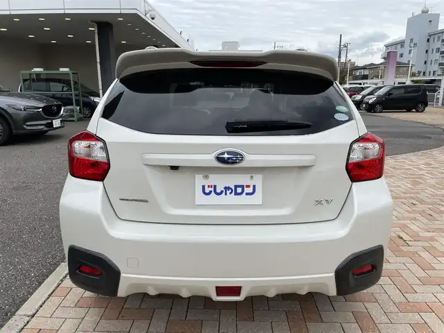 スバル インプレッサ ＸＶ 新潟県 2015(平27)年 10.1万km クリスタルホワイトP (株)IDOMが運営する【じしゃロン新潟店】の自社ローン専用車両になります。/こちらは現金またはオートローンご利用時の価格です。自社ローンご希望の方は別途その旨お申付け下さい/４WD/純正7インチSDナビ/アイサイト/フルセグTV視聴可能（走行中視聴不可）/CD/DVD/AM/FM再生可能/Bluetooth/USB接続可能/ETC/クルーズコントロール（追従走行可能）/パドルシフト/レーンキープアシスト/横滑り防止装置/パワーシート（D席＋N席）/バックカメラ/電動格納ウィンカーミラー/スマートキー/スペアキー