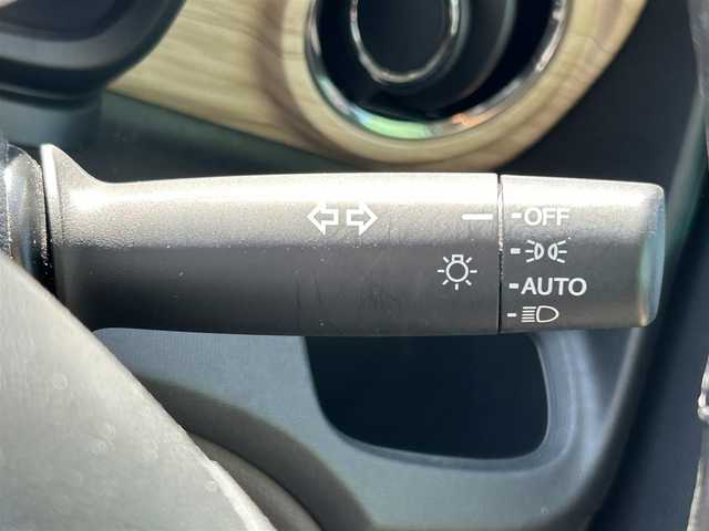 ホンダ Ｎ ＯＮＥ G SS ブラウンスタイルパッケージ 福岡県 2017(平29)年 1.6万km パール ワンオーナー/あんしんパッケージ/Gathers7型ナビ（CD/iPod/AM/FM/ワンセグ）/バックカメラ/LEDヘッドライト/オートライト/シートヒーター/USB入力端子/アイドリングストップ/横滑り防止装置/盗難防止装置/衝突軽減システム/ヒルスタートアシスト機能/スマートキー/ETC/保証書/取扱説明書/カラーコード（NH875PD）パール/ブラウン