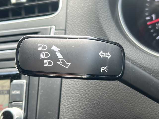 フォルクスワーゲン ポロ TSIコンフォートライン 沖縄県 2015(平27)年 5万km 赤 純正ナビ・ＴＶ・Bluetooth・CD・DVD/バックカメラ/ETC/リモコンキー/ウィンカードアミラー/純正アルミ/オートライト