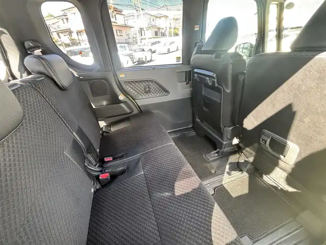 ダイハツ タント カスタム X 熊本県 2019(令1)年 5.8万km マスタードイエローマイカメタリック 純正9インチナビ（NSZN-Y69DS）/【フルセグTV/CD/DVD/Bluetooth】/バックカメラ/両側パワースライドドア/運転席ロングスライドシート/衝突軽減装置/コーナーセンサー/アイドリングストップ/純正15インチAW/前ドライブレコーダー/ビルトインETC/オートライト/電動格納ミラー/プッシュスタート/ステアリングスイッチ/フロアマット/ドアバイザー/横滑り防止/盗難防止装置/保証書/取扱説明書