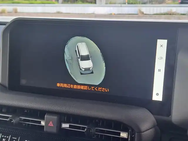トヨタ ランドクルーザー ２５０ VX 大阪府 2024(令6)年 0.1万km プラチナホワイトパールマイカ /禁煙ワンオーナー//衝突被害軽減ブレーキ//サンルーフ/ルーフレール//純正12.3インチナビ機能付ディスプレイオーディオ//フルセグTV/BT/Miracast/HDMI/タイプC//全方位カメラ・バックカメラ//前後クリアランスソナー//ステアリングスイッチ//パワーバックドア//デジタルインナーミラー//レーンディパーチャーアラート//レーダークルーズコントロール//ブラインドスポットモニター//ビルトインETC2.0//DN席シートヒーター/エアシート//D席パワーシート//ステアリングヒーター//純正18AW//オートハイビーム