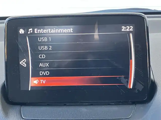 マツダ デミオ XD ツーリング Lパッケージ 高知県 2017(平29)年 2万km スノーフレイクホワイトパールマイカ 純正ナビ/Bluetooth接続/ETC/ターボ/ドライブレコーダー/全方位カメラ/純正フロアマット/純正16インチアルミホイール/フルセグテレビ/AAC/シートヒーター/横滑り防止装置/盗難防止装置/衝突被害軽減システム/LEDヘッドライト/AM/FM/本革巻きステアリング