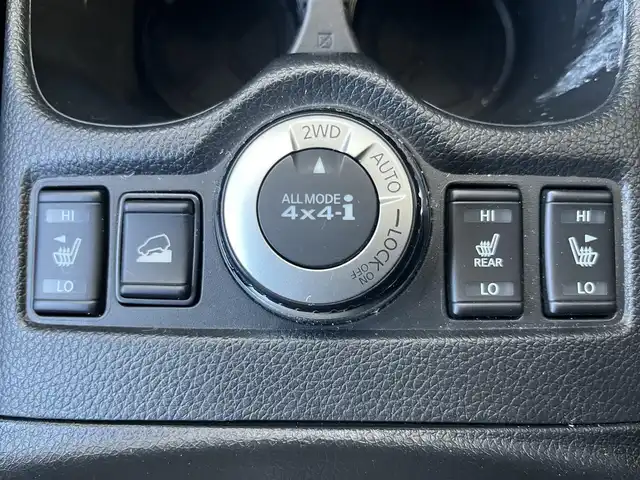 日産 エクストレイル 高知県 2020(令2)年 3.4万km ガーネットレッド 純正メモリナビ/Bluetooth接続/ETC/ドライブレコーダー/クルーズコントロール/アイドリングストップ/AAC/フルセグテレビ/純正フロアマット/純正18インチアルミホイール/コーナーセンサー/オートライト/LEDヘッドライト/横滑り防止装置/盗難防止装置/運転席＋助手席エアバッグ