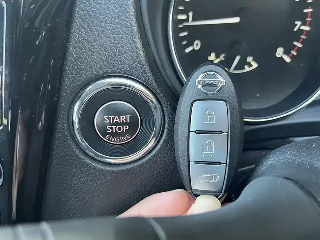 日産 エクストレイル 高知県 2020(令2)年 3.4万km ガーネットレッド 純正メモリナビ/Bluetooth接続/ETC/ドライブレコーダー/クルーズコントロール/アイドリングストップ/AAC/フルセグテレビ/純正フロアマット/純正18インチアルミホイール/コーナーセンサー/オートライト/LEDヘッドライト/横滑り防止装置/盗難防止装置/運転席＋助手席エアバッグ