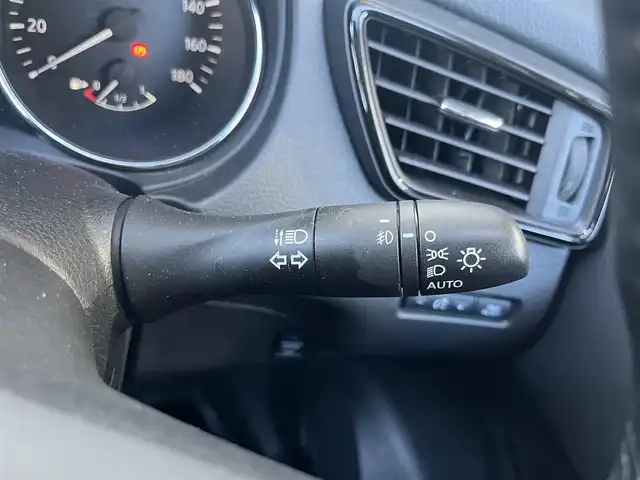 日産 エクストレイル 高知県 2020(令2)年 3.4万km ガーネットレッド 純正メモリナビ/Bluetooth接続/ETC/ドライブレコーダー/クルーズコントロール/アイドリングストップ/AAC/フルセグテレビ/純正フロアマット/純正18インチアルミホイール/コーナーセンサー/オートライト/LEDヘッドライト/横滑り防止装置/盗難防止装置/運転席＋助手席エアバッグ