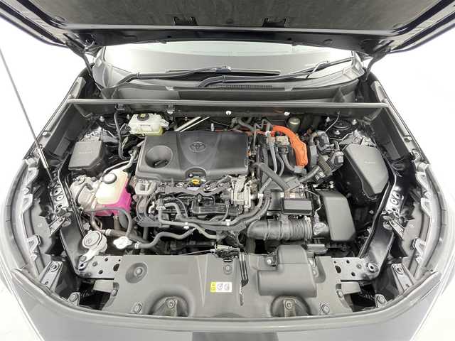 トヨタ ＲＡＶ４ ハイブリッドG 千葉県 2020(令2)年 5.1万km アティチュードブラックマイカ 禁煙車/4WD/トヨタセーフティーセンス/・衝突軽減ブレーキ/・レーンキープアシスト/・追従クルーズコントロール/・横滑り防止装置/・オートハイビーム/・ブラインドスポットモニター/ムーンルーフ/純正9インチSDナビ/フルセグTV/Bluetooth/CD/DVD/SD/ビルトインETC2.0/パワーバックドア/白革シート/シートヒーター/ステアリングヒーター/ヒッチメンバー/純正１８インチアルミ/純正フロアマット・ドアバイザー/プッシュスタート/スマートキー/スペアキー