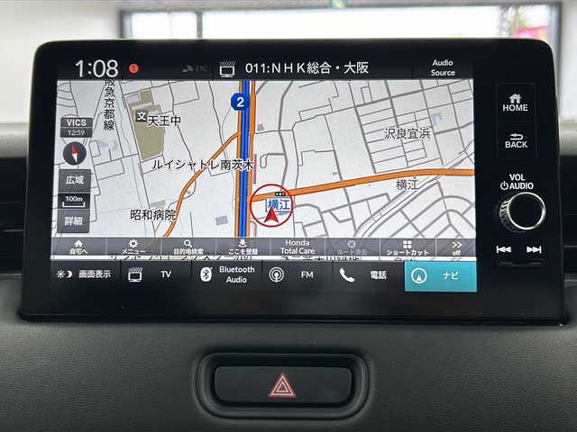 ホンダ ヴェゼル ハイブリッド e:HEV Z 大阪府 2021(令3)年 5.1万km サンドカーキパール 純正ディスプレイオーディオ/（FM/AM/TV/Bluetooth）/ホンダセンシング/・路外逸脱抑制システム/・ブラインドスポットモニター/・踏み間違い衝突軽減システム/・衝突被害軽減システム/ダウンヒルアシスト/レーダークルーズコントロール/バックカメラ/・バックソナー/ドライブレコーダー/ETC/車内Wi-Fi/ブレーキホールド/電子パーキング/ハーフレザーシート/・シートヒーター/ステアリングヒーター/ステアリングスイッチ/パドルシフト/電動リアゲート/横滑り防止/プッシュスタート/スマートキー/USB/SOSボタン/自動防眩ルームミラー