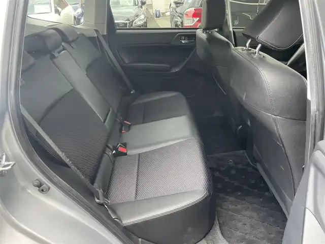 スバル フォレスター S－リミテッド 埼玉県 2015(平27)年 9.3万km アイスシルバーメタリック (株)IDOMが運営する【じしゃロン鳩ヶ谷店】の自社ローン専用車両になりますこちらは現金またはオートローンご利用時の価格です。自社ローンご希望の方は別途その旨お申付け下さい/アイサイト/衝突被害軽減ブレーキ/アクティブレーンキープ/全車速追従機能付きクルーズコントロール/X MODE/ヒートシーター（D席＋N席）/パワーシート（D席＋N席）/アイドリングストップ/プッシュスタート/スマートキー/ETC/オートエアコン/HIDオートライト/純正フロアマット