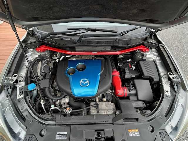 マツダ ＣＸ－５ XD 道央・札幌 2012(平24)年 4.4万km アルミニウムメタリック 4WD/純正ナビ /（FM/AM/BT/フルセグ） /クルーズコントロール /スマートキー /プッシュスタート /コーナーセンサー /LEDヘッドライト /衝突軽減ブレーキ /オートライト /アイドリングストップ /ETC /純正フロアマット/取扱説明書・保証書