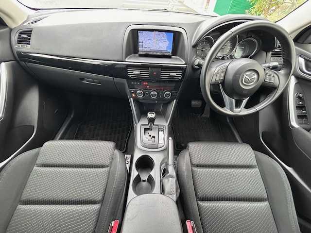 マツダ ＣＸ－５ XD 道央・札幌 2012(平24)年 4.4万km アルミニウムメタリック 4WD/純正ナビ /（FM/AM/BT/フルセグ） /クルーズコントロール /スマートキー /プッシュスタート /コーナーセンサー /LEDヘッドライト /衝突軽減ブレーキ /オートライト /アイドリングストップ /ETC /純正フロアマット/取扱説明書・保証書