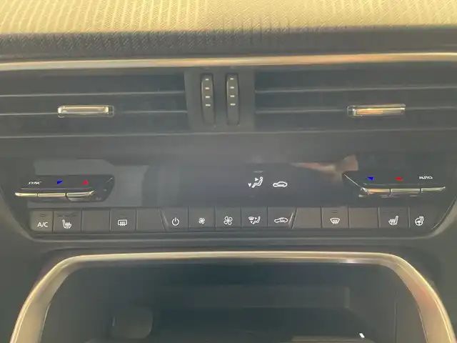 マツダ ＣＸ－６０ XD Sパッケージ 埼玉県 2023(令5)年 2.2万km ロジウムホワイトプレミアムメタリック i-ACTIVSENSE/純正12.3型ナビ/　　BT/USB/フルセグ/360度ビューモニター/レーダークルーズコントロール/パワーバックドア/パワーシート/シートメモリー/シートヒーター/ステアリングヒーター/パドルシフト/ヘッドアップディスプレイ/ブラインドスポットモニタリング/コーナーセンサー/アダプティブLEDヘッドライト/スマートキー2本/ビルトインETC