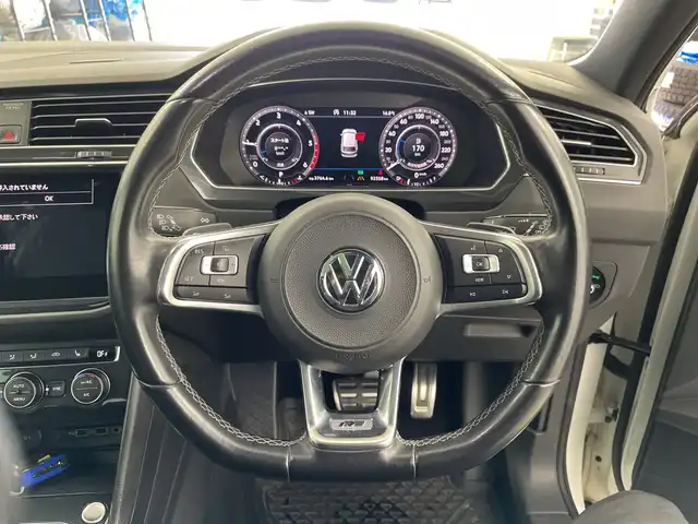 フォルクスワーゲン ティグアン TDI 4モーション Rライン 道央・札幌 2018(平30)年 9.3万km オリックスホワイトパールエフェクト ・4WD/ディーゼルターボ/サンルーフ/・オールインセーフティ/・9.2インチメーカー純正ナビ/・BT/CD/SD/USB(AppleCarPlay/AndroidAuto)/・360°ビューカメラ/・アダプティブクルーズコントロール/・パワーバックドア/・LEDオートライト/フォグランプ/・ヘッドアップディスプレイ/・レザーシート/シートヒーター/パワーシート/・アイドリングストップ/・スマートキー×2/・ETC2.0/・ドライブレコーダー前方/・純正AW付きサマータイヤ積込