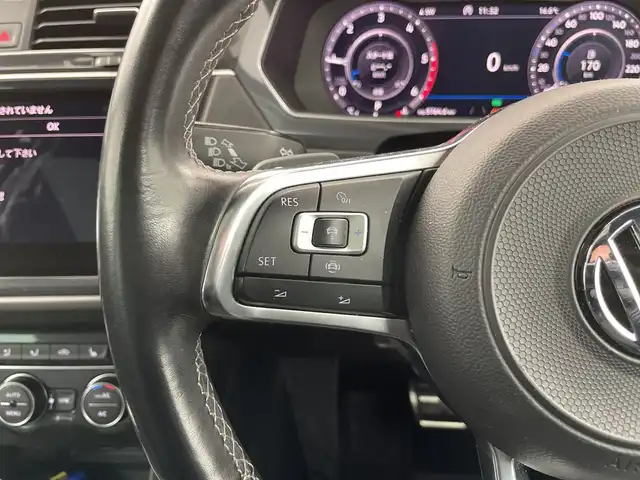フォルクスワーゲン ティグアン TDI 4モーション Rライン 道央・札幌 2018(平30)年 9.3万km オリックスホワイトパールエフェクト ・4WD/ディーゼルターボ/サンルーフ/・オールインセーフティ/・9.2インチメーカー純正ナビ/・BT/CD/SD/USB(AppleCarPlay/AndroidAuto)/・360°ビューカメラ/・アダプティブクルーズコントロール/・パワーバックドア/・LEDオートライト/フォグランプ/・ヘッドアップディスプレイ/・レザーシート/シートヒーター/パワーシート/・アイドリングストップ/・スマートキー×2/・ETC2.0/・ドライブレコーダー前方/・純正AW付きサマータイヤ積込